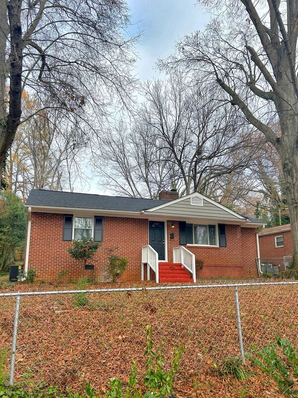 Building Photo - 3410 Bonaire Dr