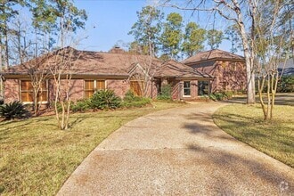 Building Photo - 9027 Winged Foot Dr