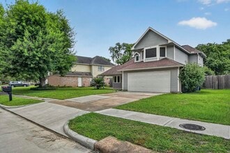 Building Photo - 11214 Hambleton Way