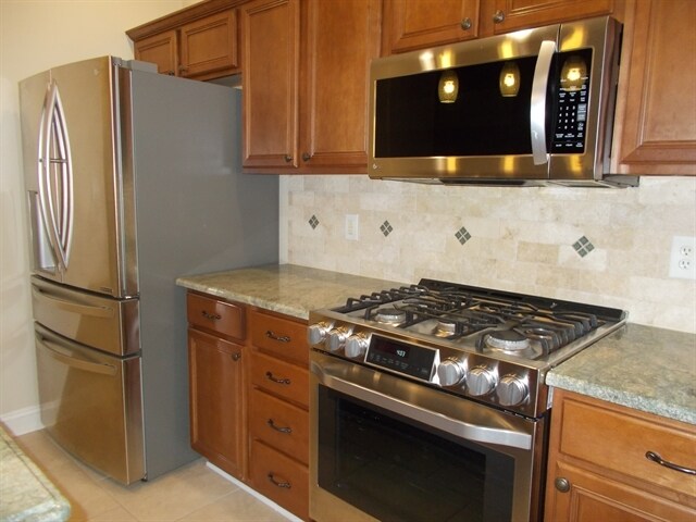 Foto del edificio - 1505 Bucklebury Ct