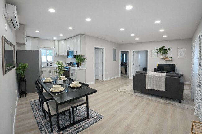 Foto del edificio - 148 E Rosslynn Ave