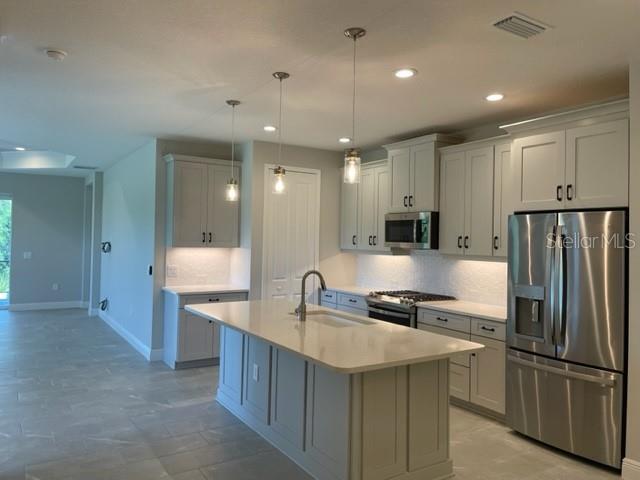 Building Photo - 12689 Palatka Dr