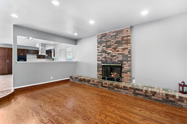 Foto del edificio - 17001 Darrington Rd