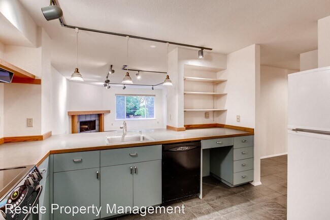 Building Photo - 2 br, 2 bath House - 2740 76th AVE SE #106