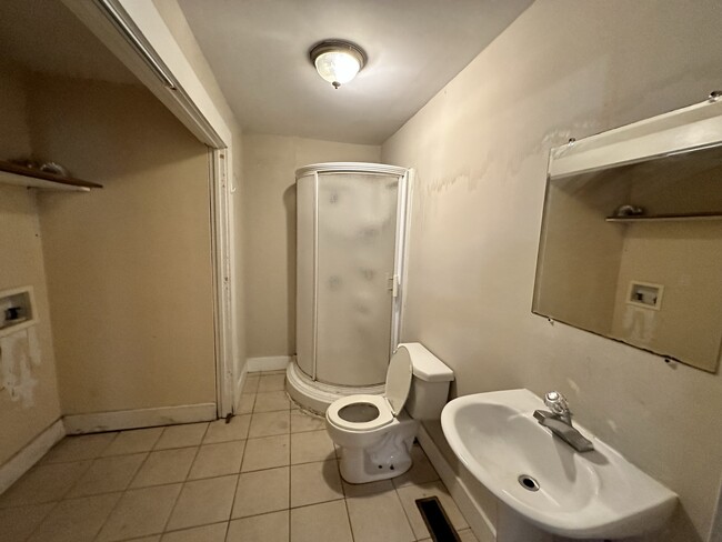 Foto del edificio - 835 Shelby St