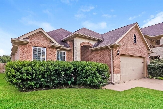 Building Photo - 3434 Tulip Trace Dr