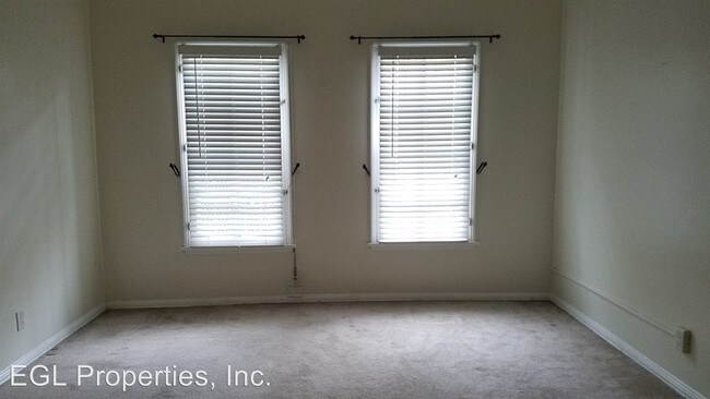 Foto del edificio - 1211 S Alfred St