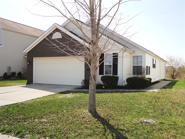 Primary Photo - 409 E Clear Lake Lane
