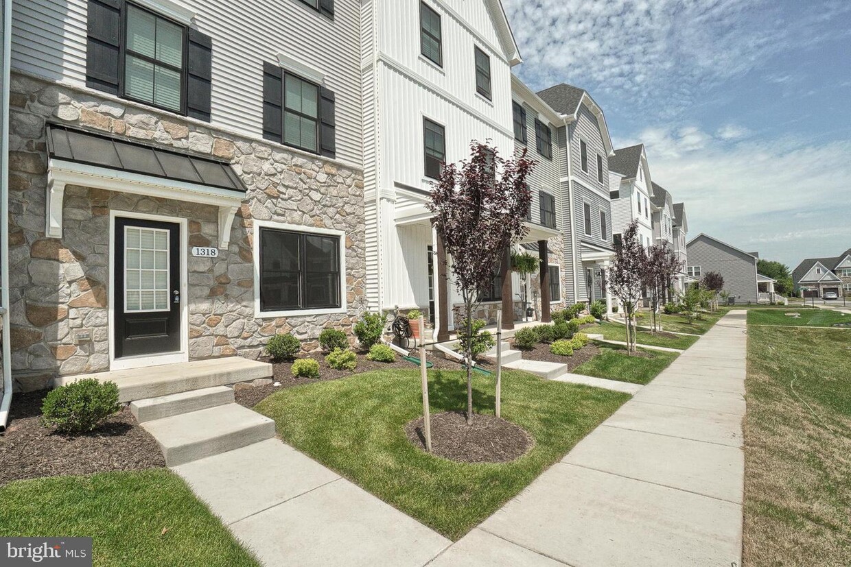 Foto principal - 1318 Pedigree St