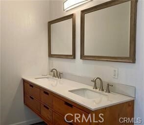 Foto del edificio - 2401 Freeman Dr