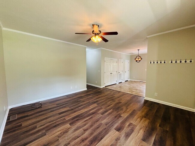 Foto del edificio - 3 Bedroom, 2 Bath House