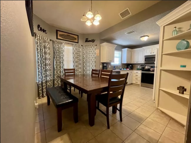 Dining - 2503 108th Dr
