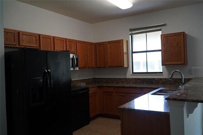 Building Photo - 1712 Portofino Meadows Blvd