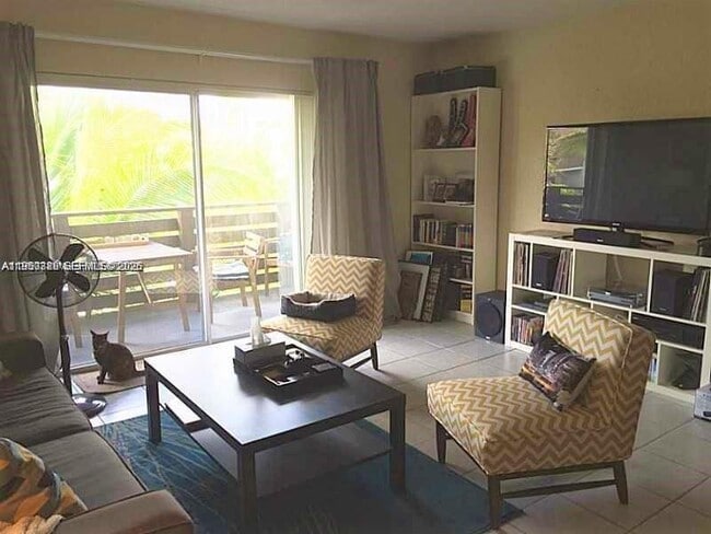 Foto del edificio - 7477 SW 82nd St