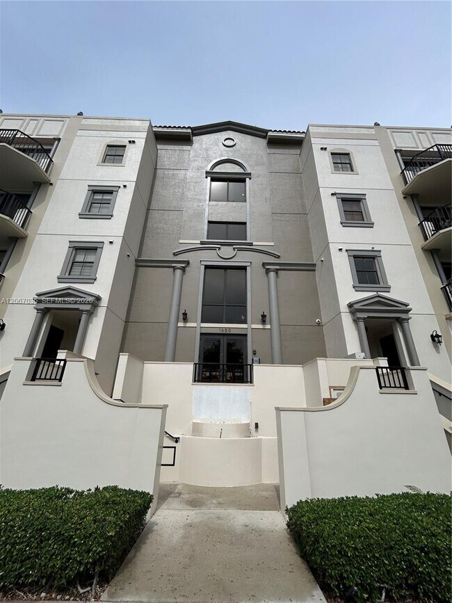 Foto del edificio - 1650 Galiano St