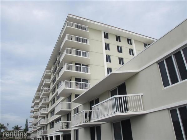 Building Photo - 125 S Ocean Ave