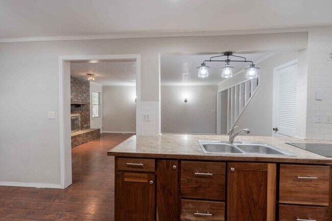 Foto del edificio - Spacious house in comfortable and quiet so...