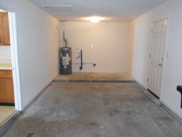 Garage - 105 Vista Dr