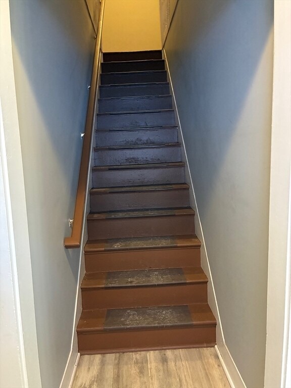 Foto del edificio - 129 S Elm St