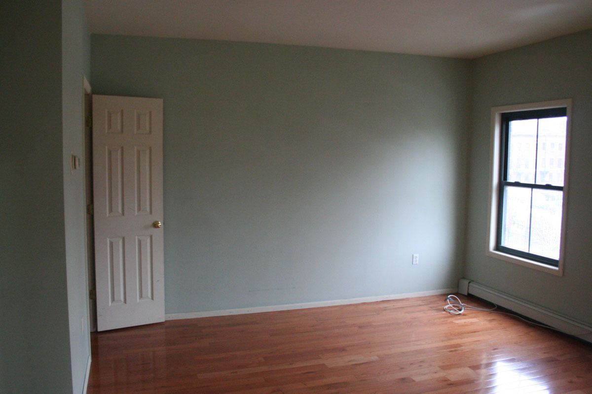 Living Room - 200 S Oxford St