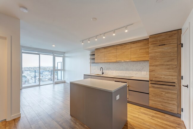 Photo du bâtiment - 10448 University Dr