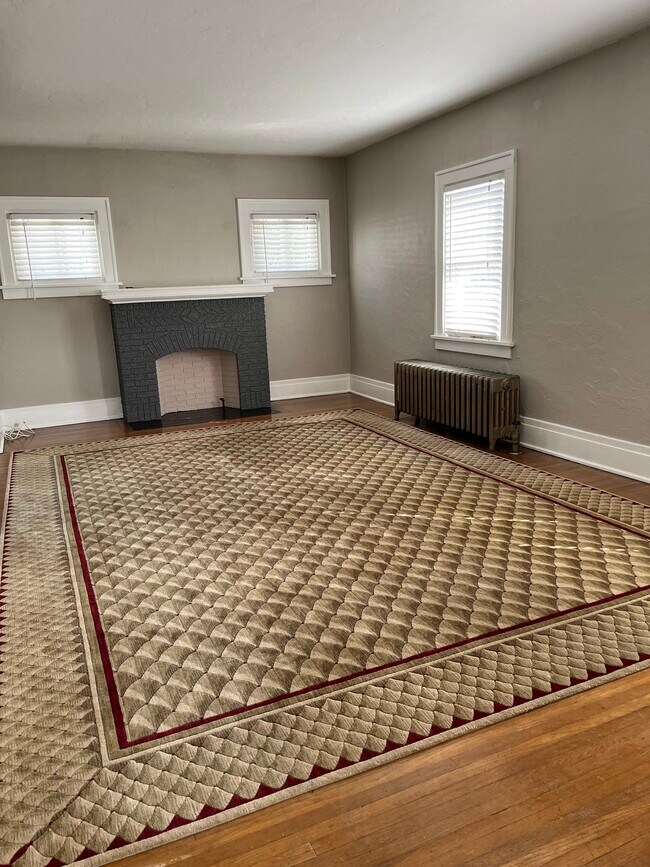 Building Photo - 32 Princeton Blvd