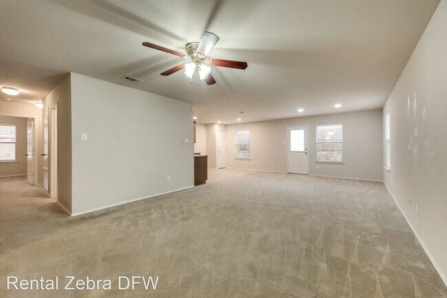 Building Photo - 3 br, 2 bath House - 1326 Hayes Street