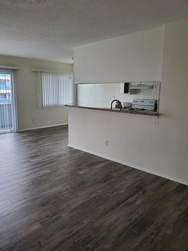 Foto del edificio - 1250 10th St