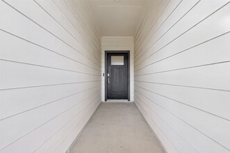 Building Photo - 3206 Langley Bnd Ln