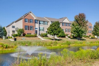 Building Photo - 231 Lionel Dr