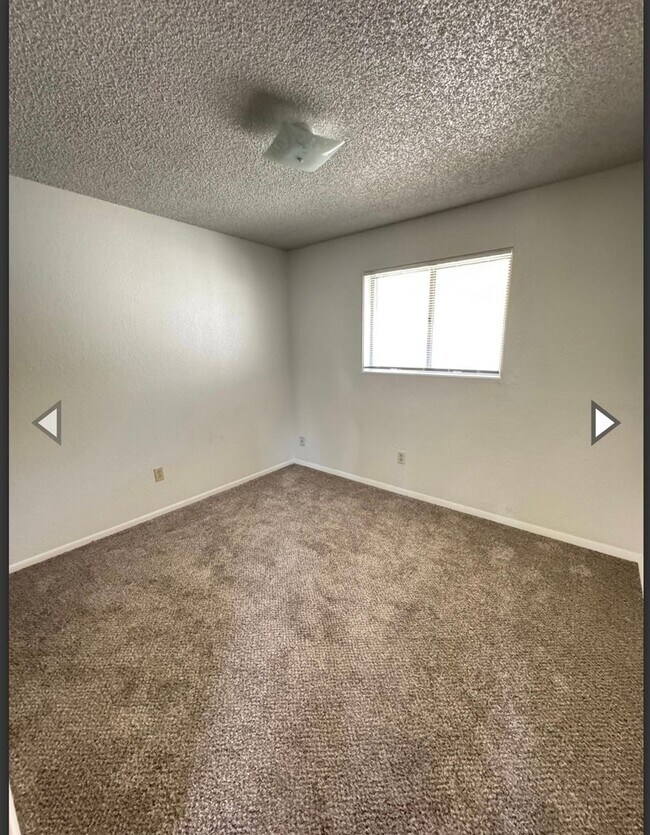 Foto del edificio - 111 Hudson Ave