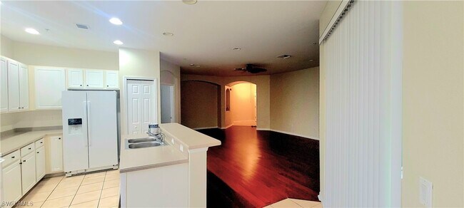 Foto del edificio - 14870 Reflection Key Cir