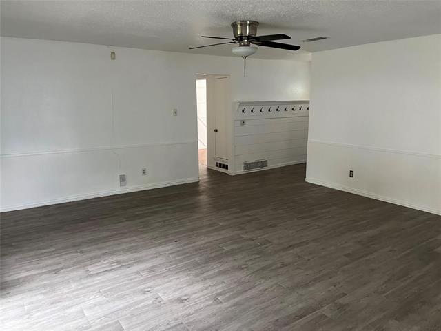 Foto del edificio - 10327 Springhaven Dr