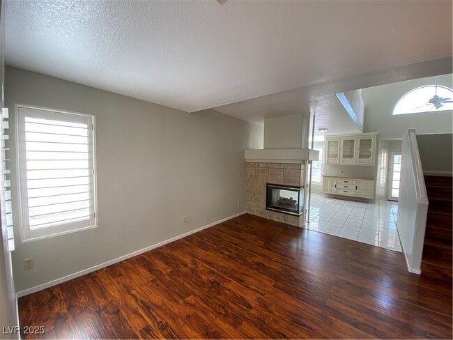 Building Photo - 8009 Festivity Cir