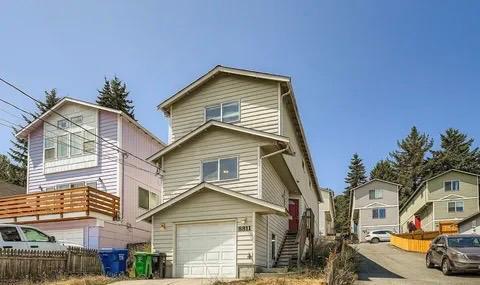 Building Photo - 881 2nd Ave S