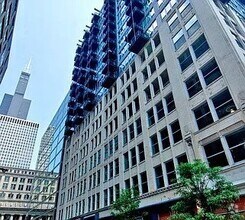 Building Photo - 565 W Quincy St