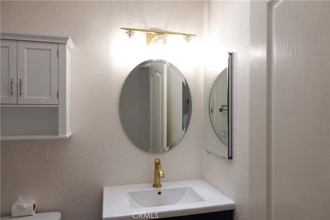 Foto del edificio - 39534 Long Ridge Dr