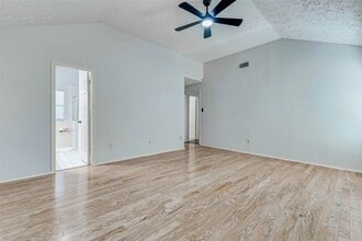 Building Photo - 3518 Pecan Point Dr