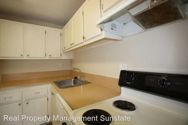 Foto del edificio - 1 br, 1 bath House - 415 Executive Center ...