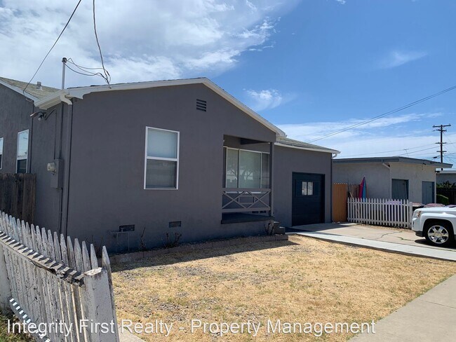 Foto del edificio - 2 br, 1 bath House - 6983 Amherst St.