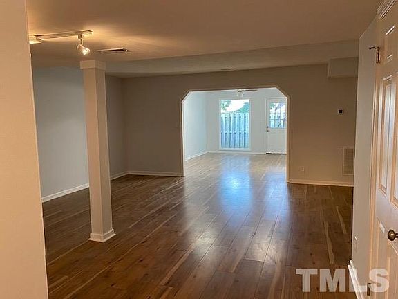Building Photo - 6 Patriot Cir