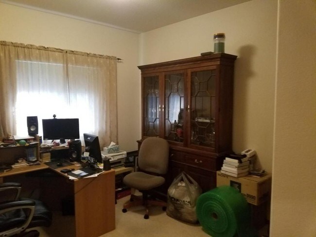 Foto del edificio - 2566 Begonia Ct