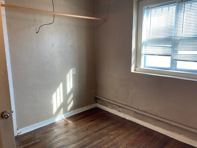 Foto del edificio - 319 S Walnut St