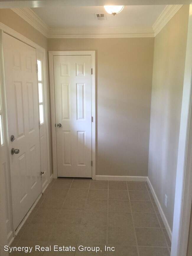 Foto del edificio - 3 br, 2 bath House - 1315 General George P...