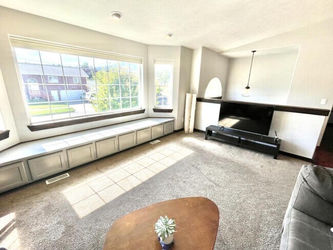 Foto del edificio - 138 Colter Loop Dr