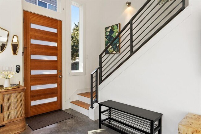 Foto del edificio - 402 El Paso St