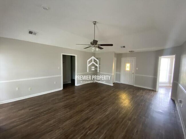 Building Photo - 951 Pine Birch Pl