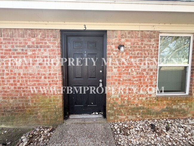 Building Photo - 3224 W 8th Ave