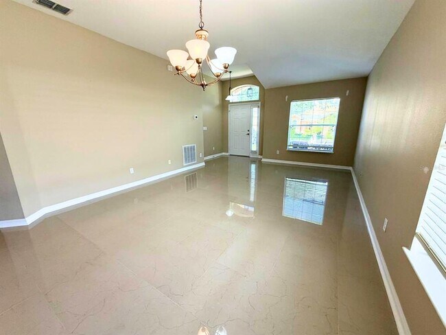 Foto del edificio - 3939 Baldwin Ln