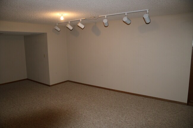 Building Photo - 2636 SCLLC